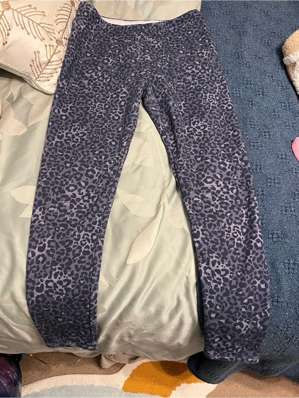 SO grey girls 14/16 XL Leopard Print cozy Leggings